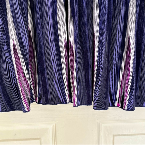 🌸3/$25 ELLE Purple & White Stripe Fit & Flare Dress with Ruching Details - Picture 5 of 11